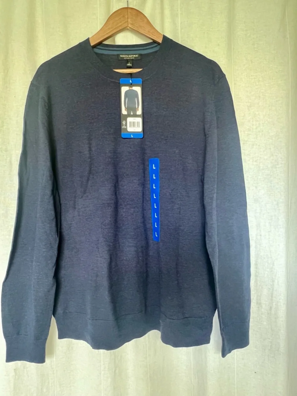 Banana Republic Men's Crewneck Sweater in Navy